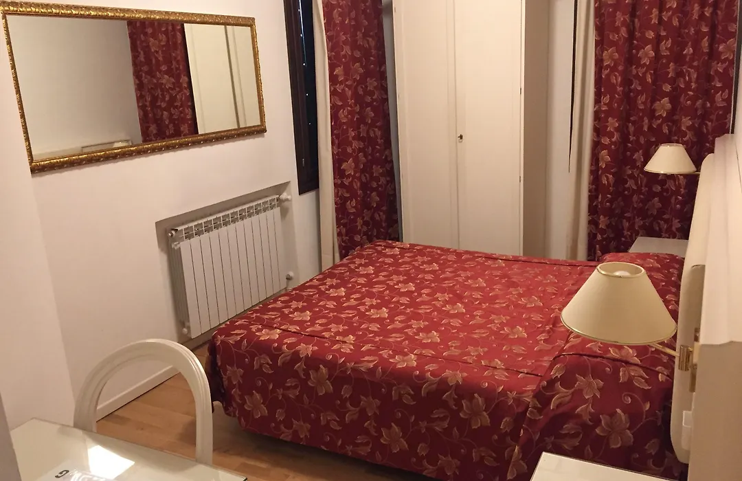 Albergo ai Tolentini-1